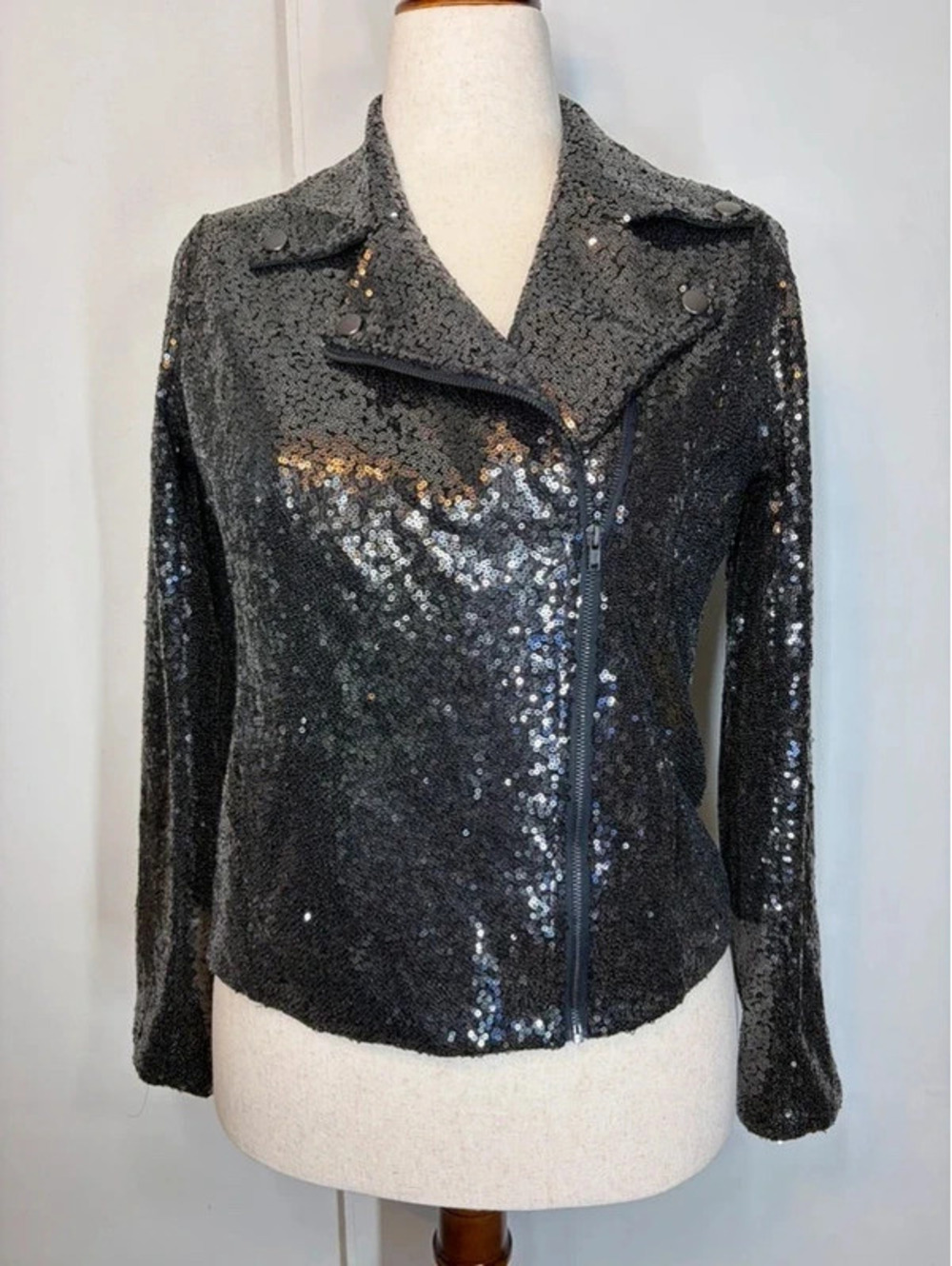 XS -runs big Colleen Lopez Sequin Moto jacket